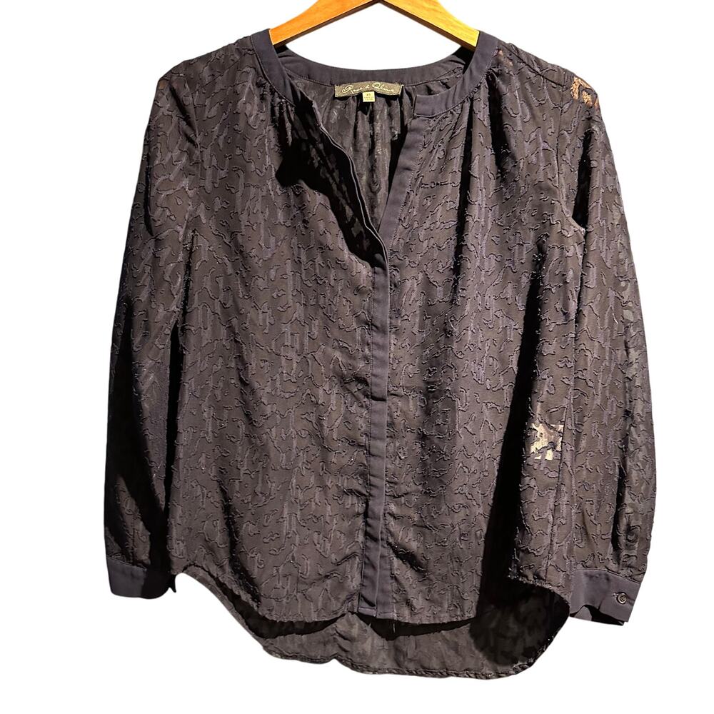 Rose + Olive Size XS Navy Blouse Office Work Professional Minimalist